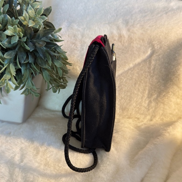 Hmong Elephant” Foot Pattern Crossbody Bag - Picture 7 of 13